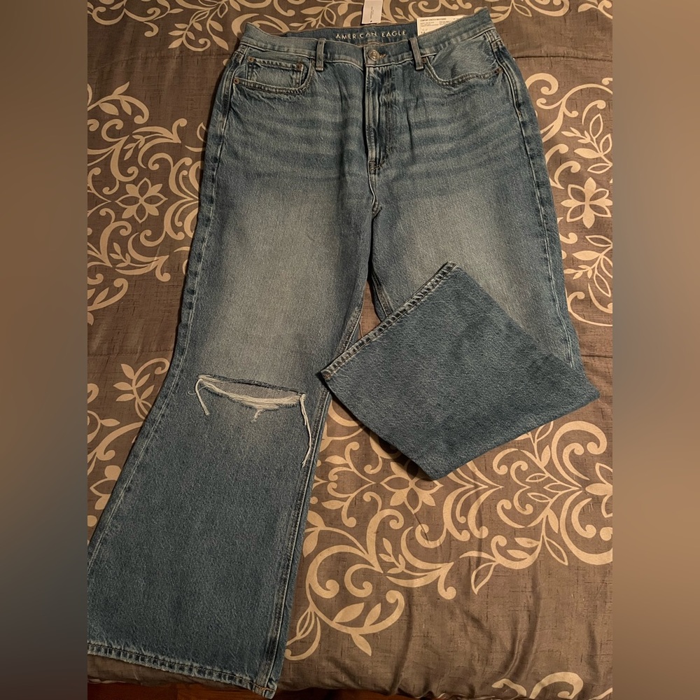 Women’s American Eagle Comfort Stretch Waistband Highest Rise 90’s Flare